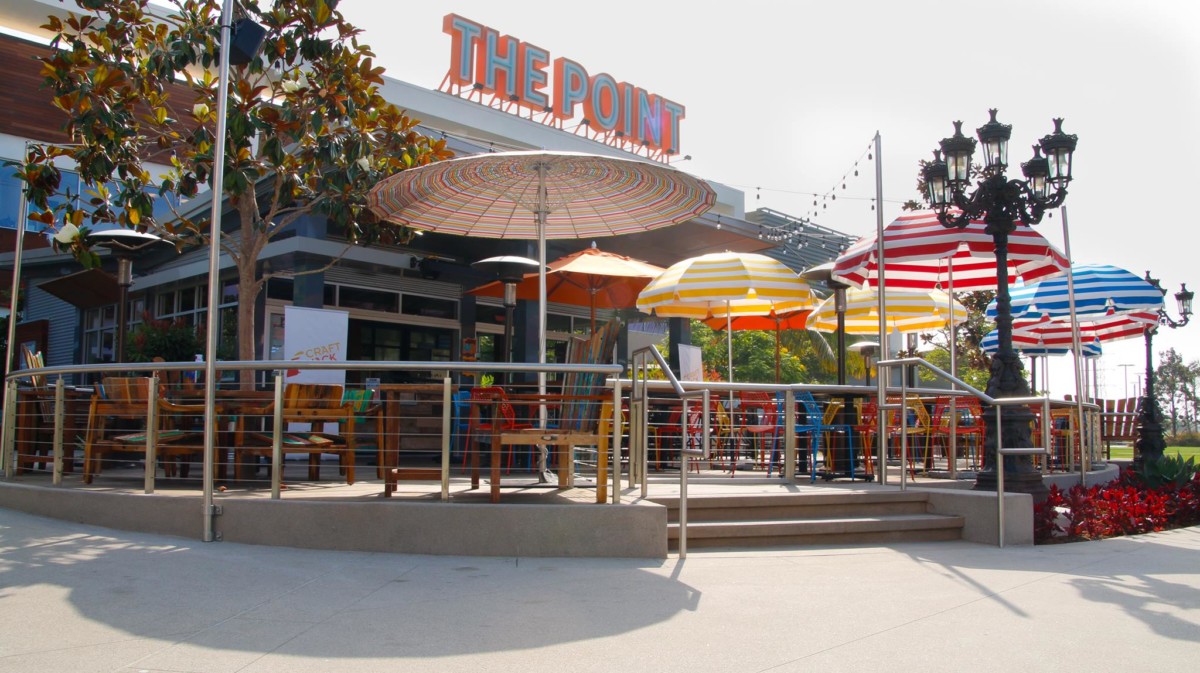 Lil’ Simmzy’s on the Deck in El Segundo, CA Hopped